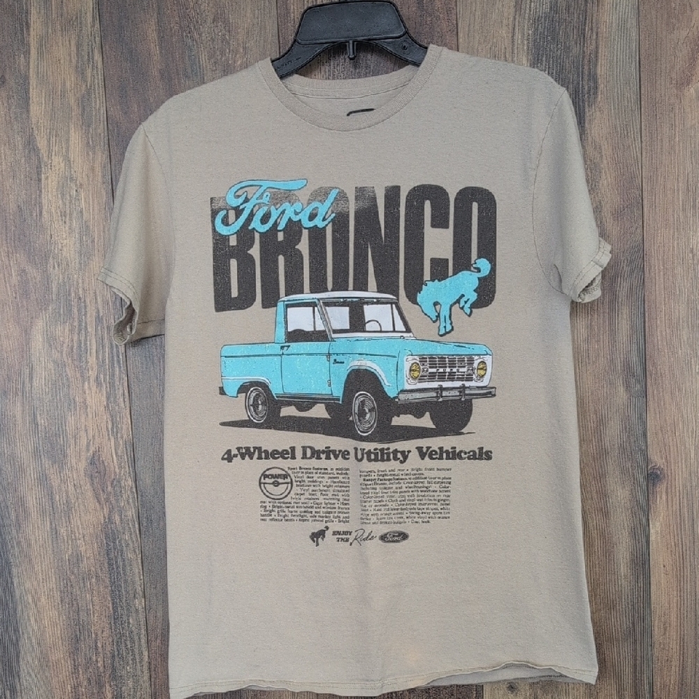 Ford Tan Short Sleeve Bronco Hybrid Tee M